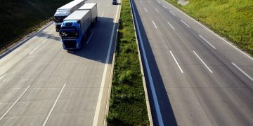 Grenzüberschreitender Güterverkehr/EU-Kommission sieht eine verbesserte Lage
