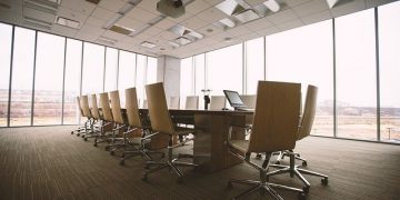 Immobilien: Unternehmen halten an Büros fest